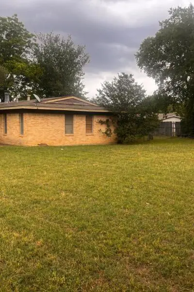 7904 Lazy Lane Road, North Richland Hills TX 76180 - Photo 2