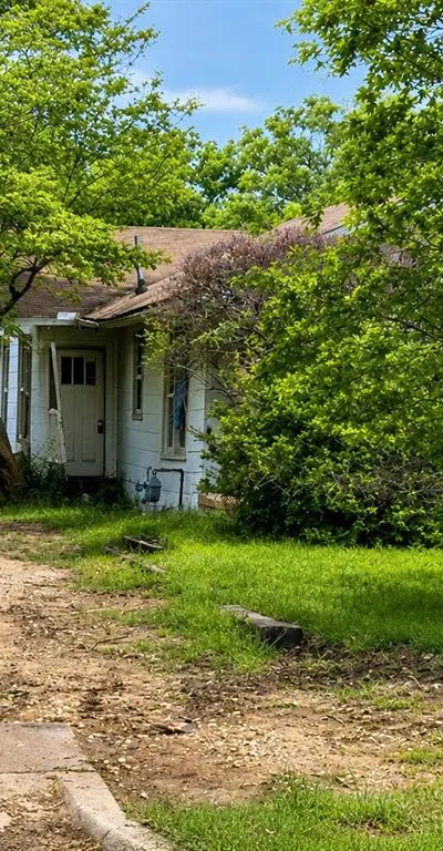 2114 Tierney Road, Fort Worth TX 76112