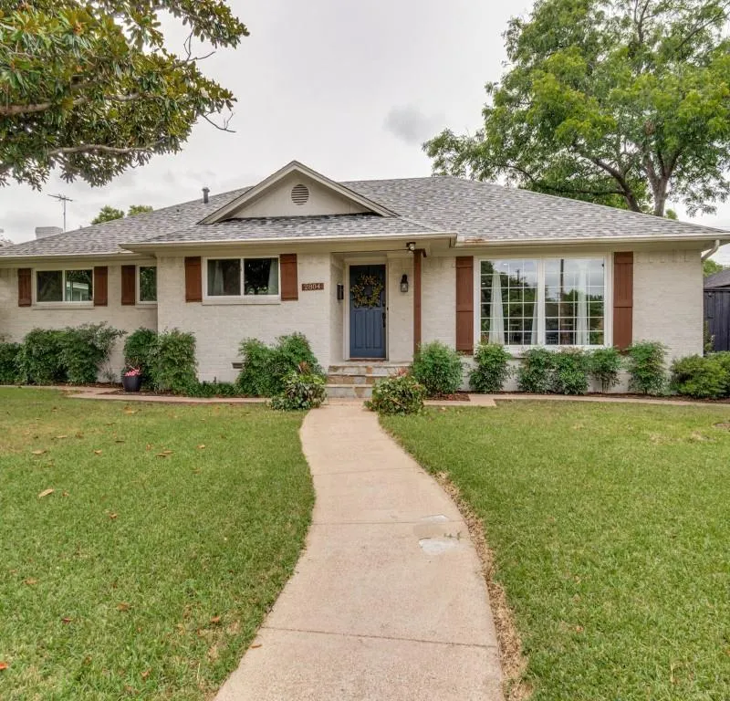 2804 Sharpview Lane, Dallas TX 75228