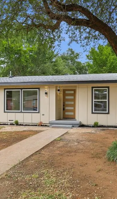 711 Drummond Drive, Arlington TX 76012