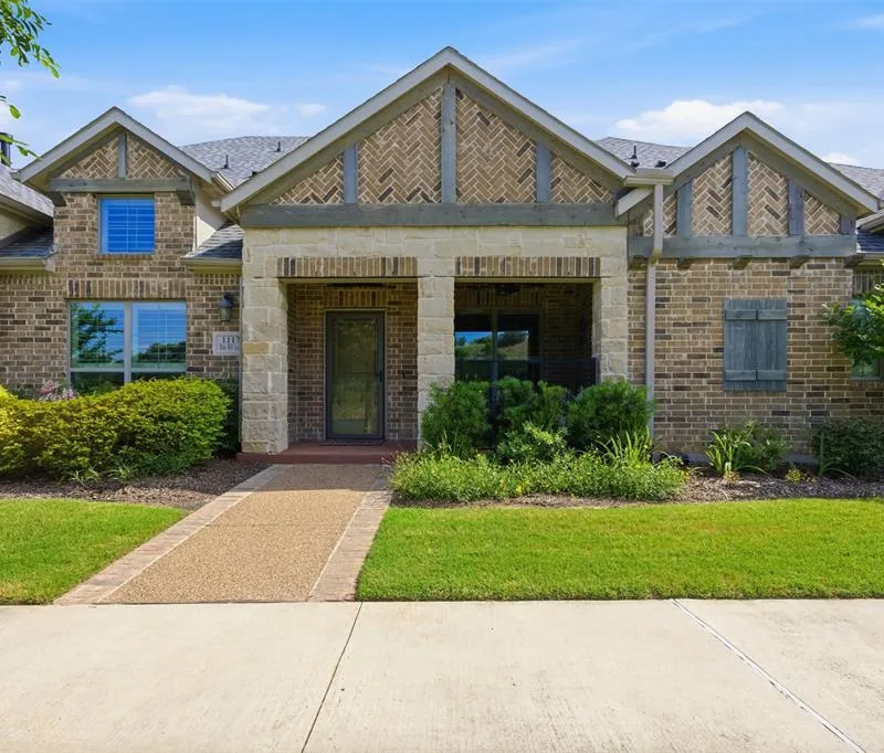 1117 Blue Bill Lane, Arlington TX 76005