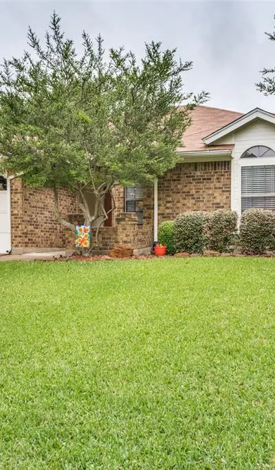 6804 Ritter Lane, Fort Worth TX 76137 - Photo 2