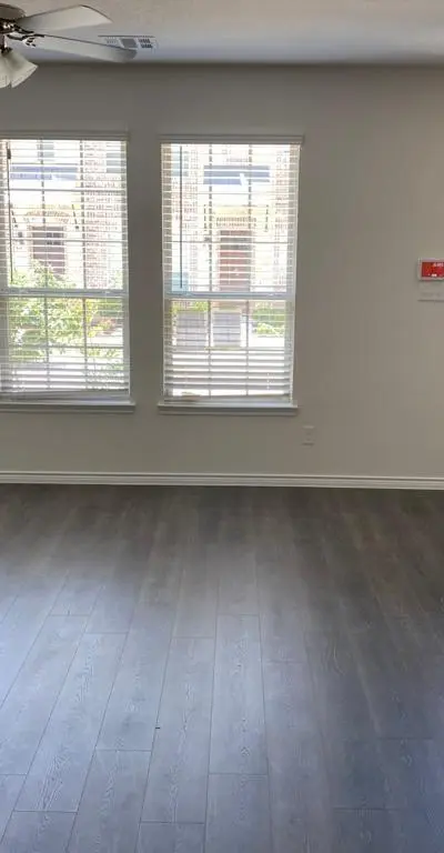 2402 Siskiyou Street, Lewisville TX 75056 - Photo 2