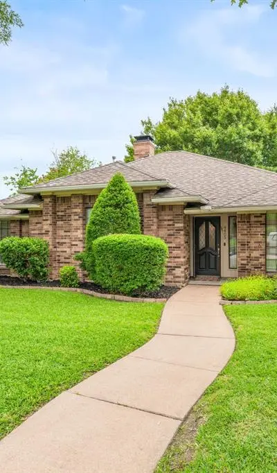 4405 Avonshire Lane, Plano TX 75093 - Photo 3