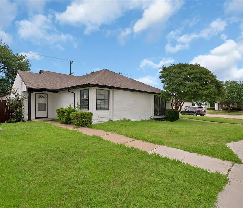 6080 Dooley Drive, The Colony TX 75056