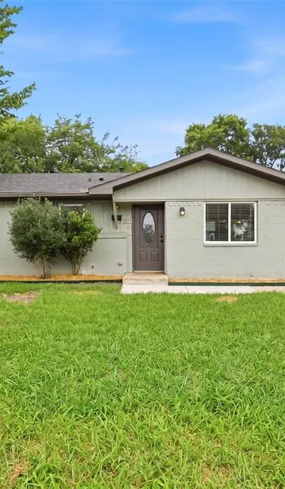 2511 Emerald Drive, Mesquite TX 75150 - Photo 2