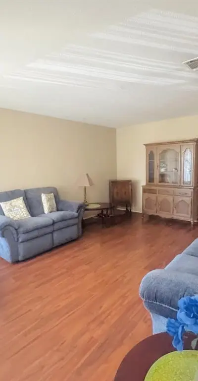 1925 Normandy Drive, Irving TX 75060 - Photo 5