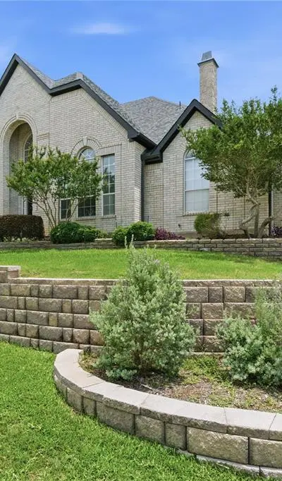 2013 Le Mans Drive, Carrollton TX 75006 - Photo 3