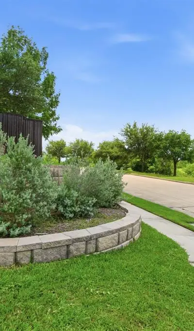 2013 Le Mans Drive, Carrollton TX 75006 - Photo 5