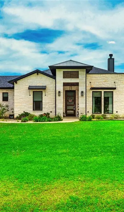 1024 Henry Way, Springtown TX 76082