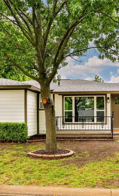 931 N Oak Street, Muenster TX 76252 - Photo 2