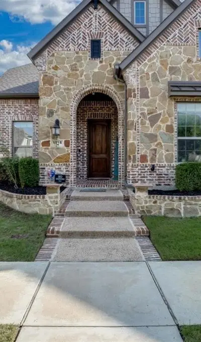 1516 Colorado Ruby Court, Arlington TX 76005