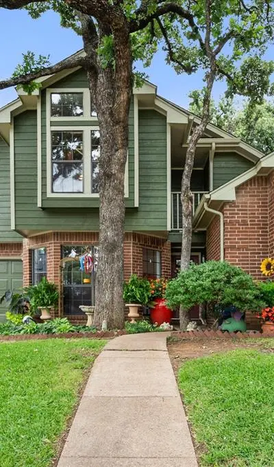 6616 Shorewood Drive, Arlington TX 76016