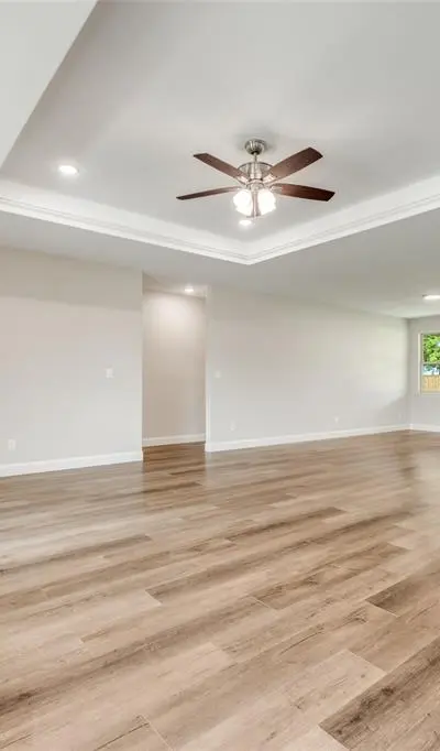 1704 Kings Lane, Commerce TX 75428 - Photo 3