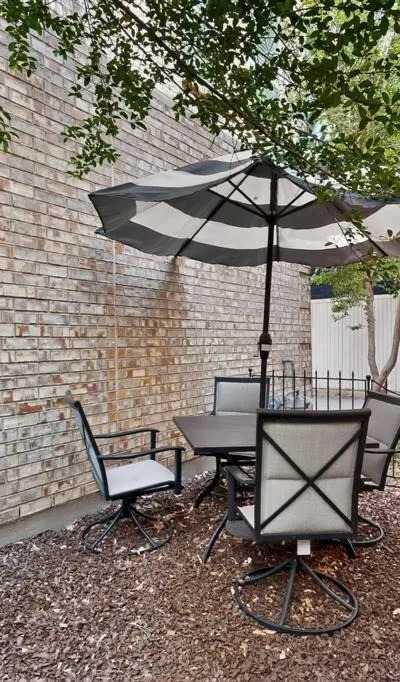 4231 Bowser Avenue, Dallas TX 75219 - Photo 5