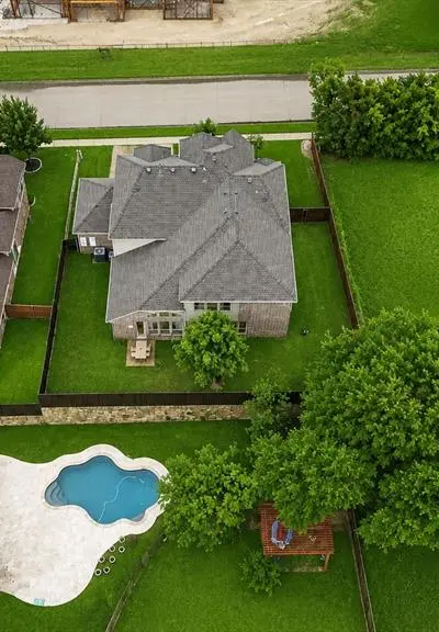 624 Sorrell Road, McKinney TX 75072 - Photo 2
