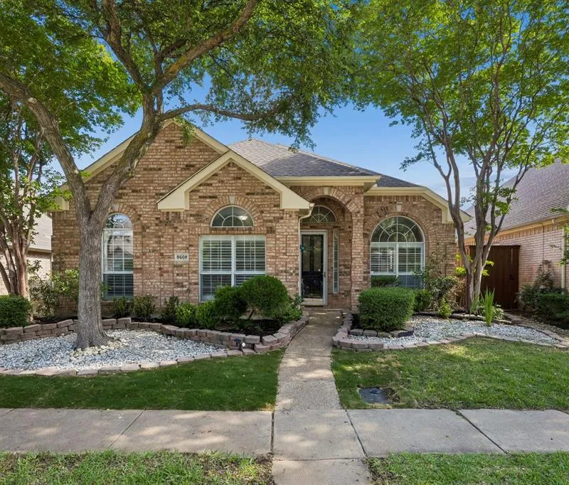 8608 Mill Creek Road, Irving TX 75063