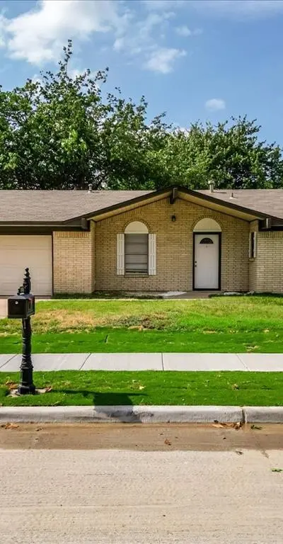 6605 Summertime Lane, Watauga TX 76148 - Photo 2