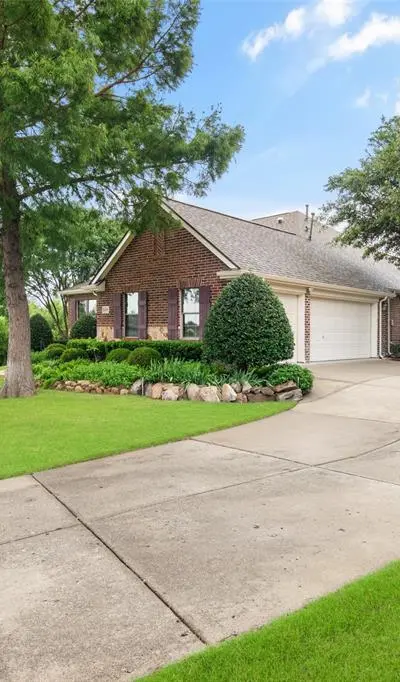 4528 Forest Glen Court, Sachse TX 75048 - Photo 2