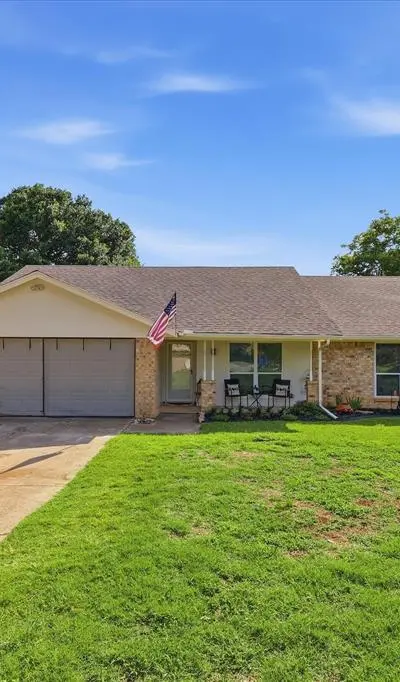 1003 Almond Court, Mansfield TX 76063