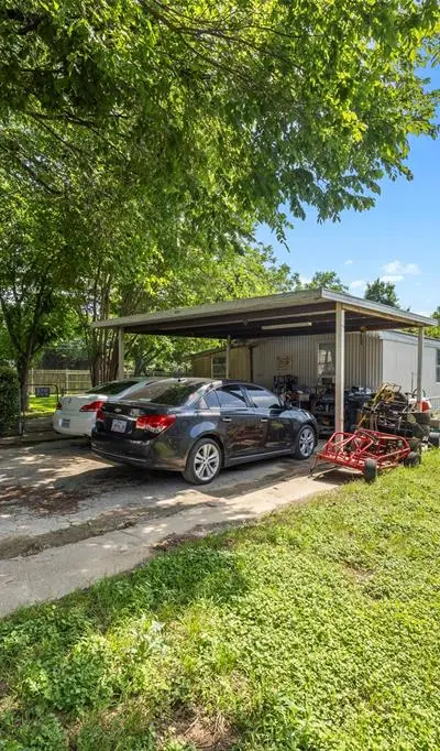 103 Syble Jean Drive, Burleson TX 76028 - Photo 2