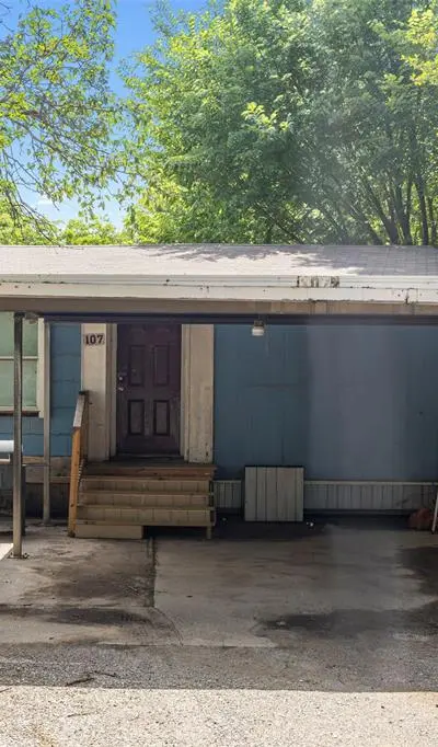 107 Syble Jean Drive # B, Burleson TX 76028