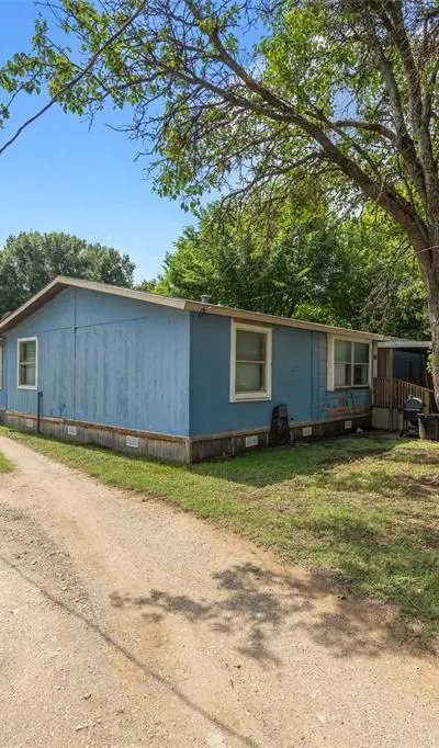 107 Syble Jean Drive # B, Burleson TX 76028 - Photo 3