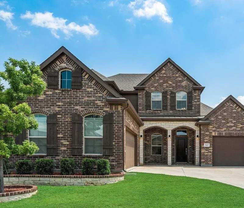 7807 Links Drive, Arlington TX 76001