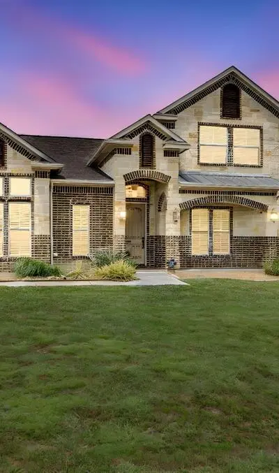 8611 Mattie Lane, Waxahachie TX 75167