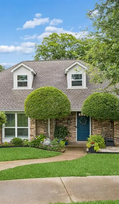 7704 Lemmonwood Drive, Dallas TX 75231