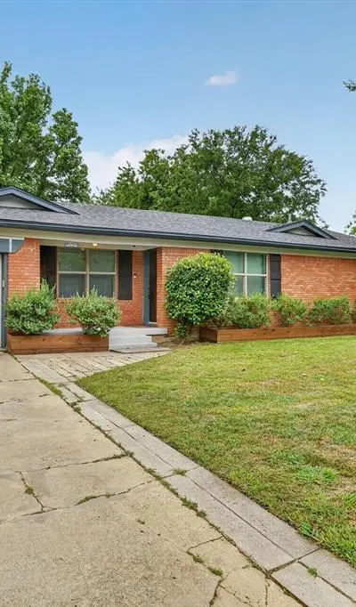 1008 Zelda Drive, Hurst TX 76053 - Photo 2
