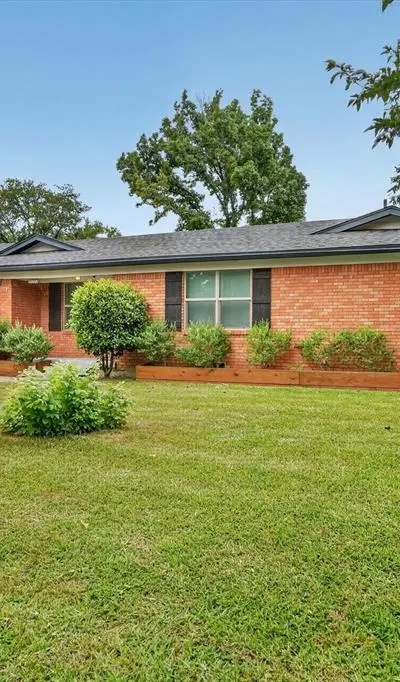 1008 Zelda Drive, Hurst TX 76053 - Photo 3