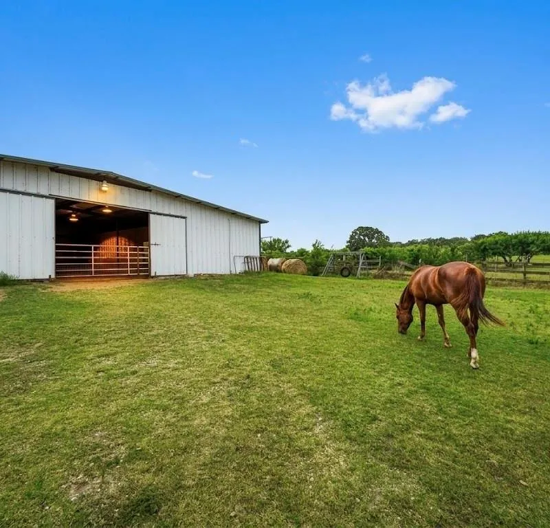 14643 County Road 4060, Scurry TX 75158