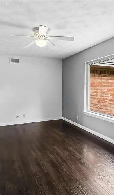 318 Harman Street, Duncanville TX 75116 - Photo 3