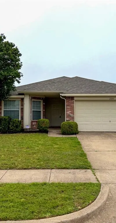 2201 Southridge Lane, Sherman TX 75092