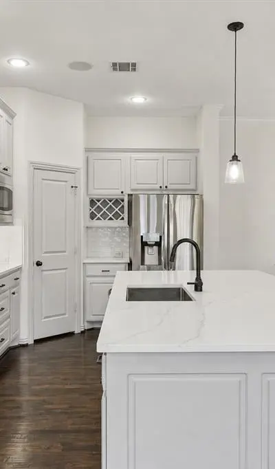 6685 Escena Boulevard, Irving TX 75039 - Photo 3