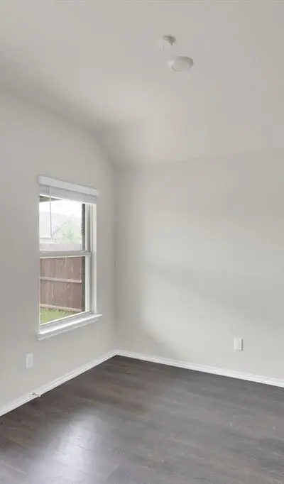 1219 Fairbanks Drive, Ennis TX 75119 - Photo 5