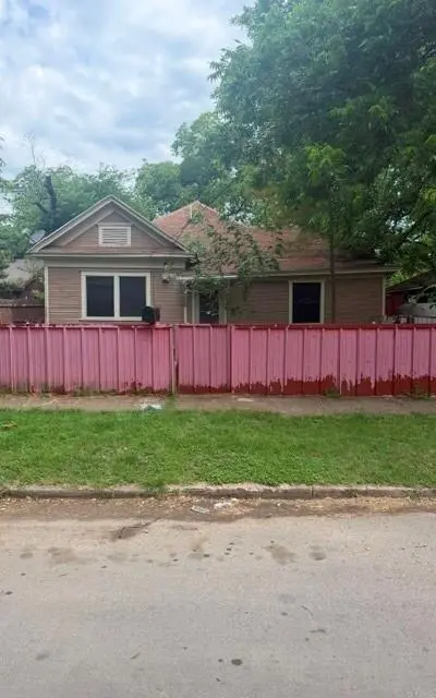 417 W Brooklyn Avenue, Dallas TX 75208