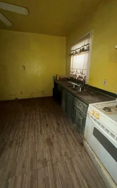 417 W Brooklyn Avenue, Dallas TX 75208 - Photo 4