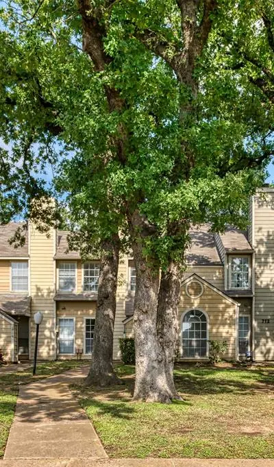 714 Bel Aire Crest, Irving TX 75061
