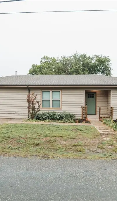 305 Ball Street, Tom Bean TX 75491