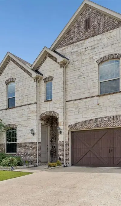 3290 Brookglen Drive, Lewisville TX 75010 - Photo 2