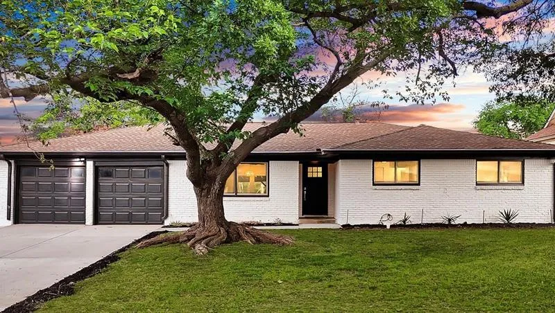 5617 Wharton Drive, Fort Worth TX 76133