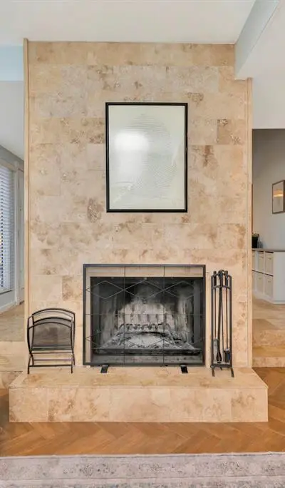 3115 Golden Oak, Farmers Branch TX 75234