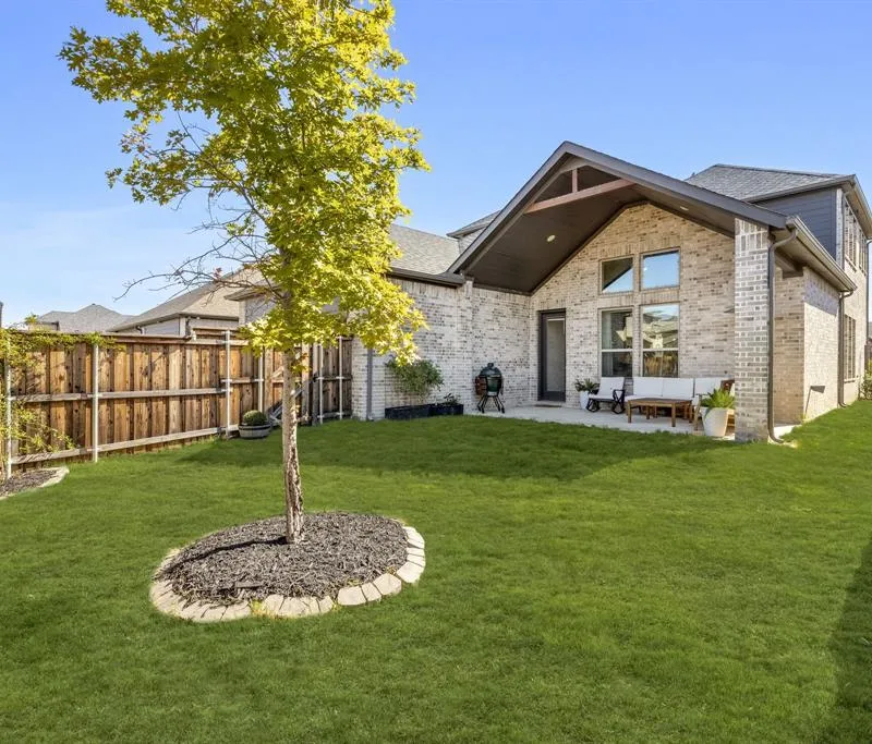 2270 English Ivy Road, Frisco TX 75033