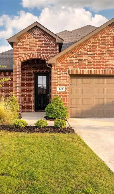 420 Stone Hollow Drive, Ferris TX 75125