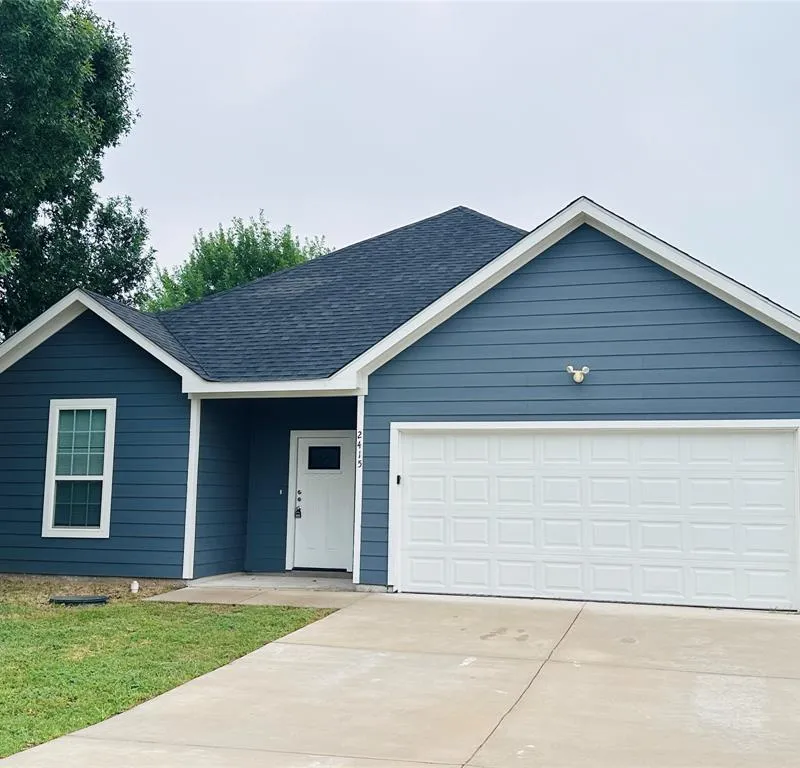 2415 San Gabriel Drive, Granbury TX 76048