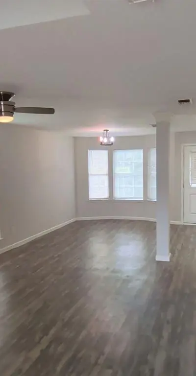 318 Spanish Moss Drive, Arlington TX 76018 - Photo 3