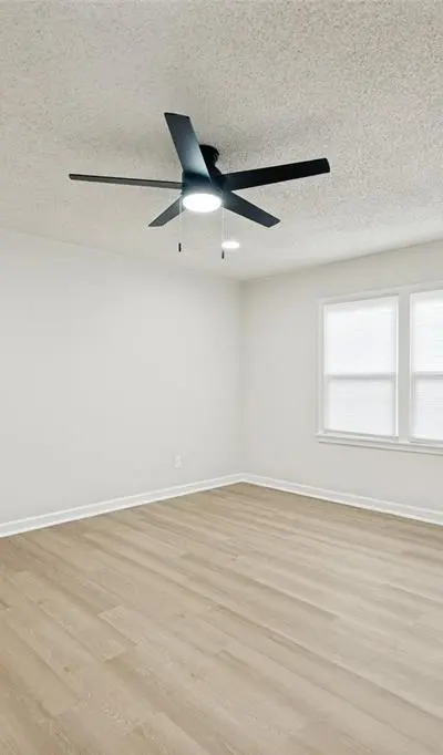 420 Arthur Drive, Hurst TX 76053 - Photo 4