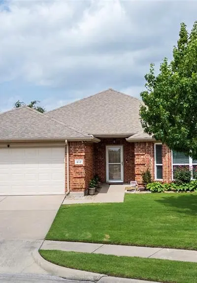 917 Zoe Street, Royse City TX 75189